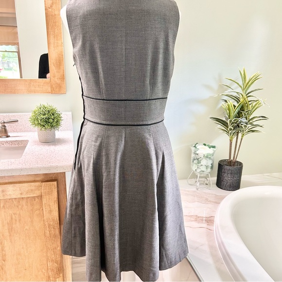 H&M Grey Fit and Flare Dress Size 6 (Label says 8) - Picture 6 of 8